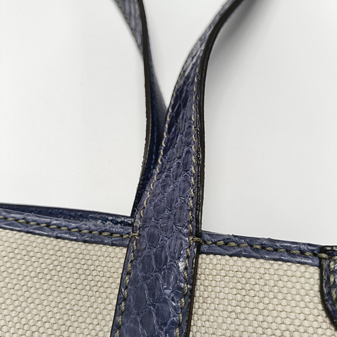 Canvas Blue