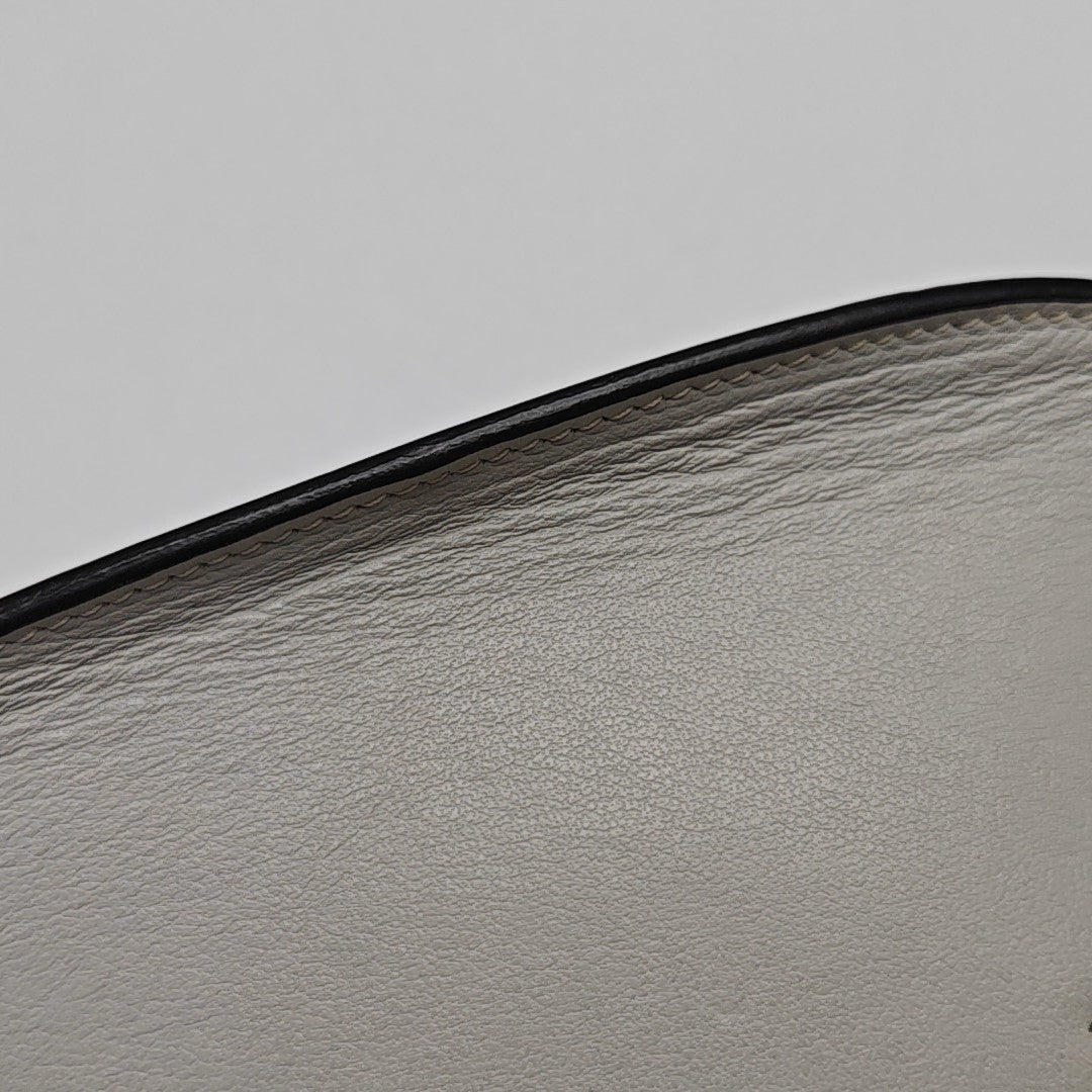 SYMMETRICAL Calfskin Gray