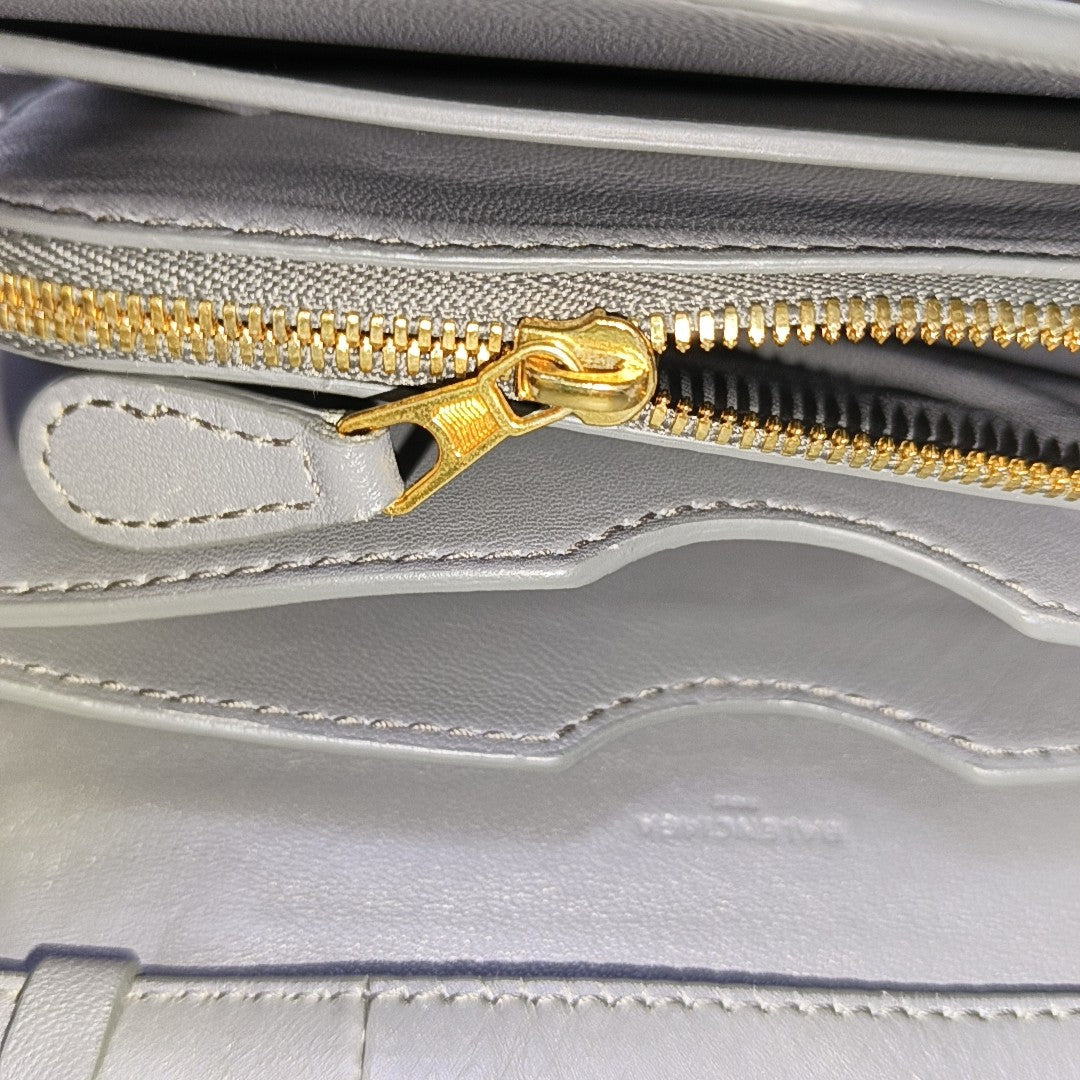 Calfskin Gray