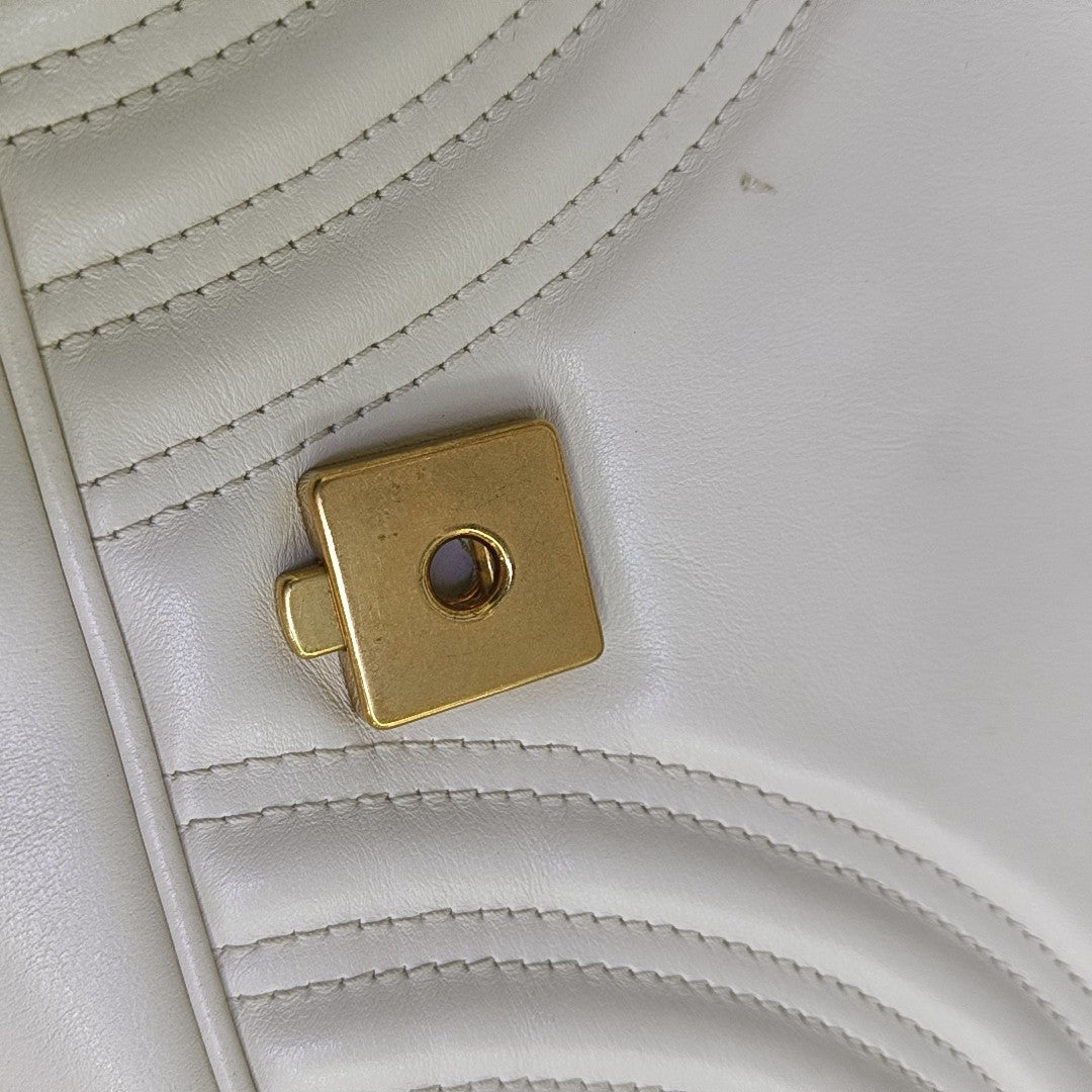 GG Marmont Medium Quilted Calfskin White