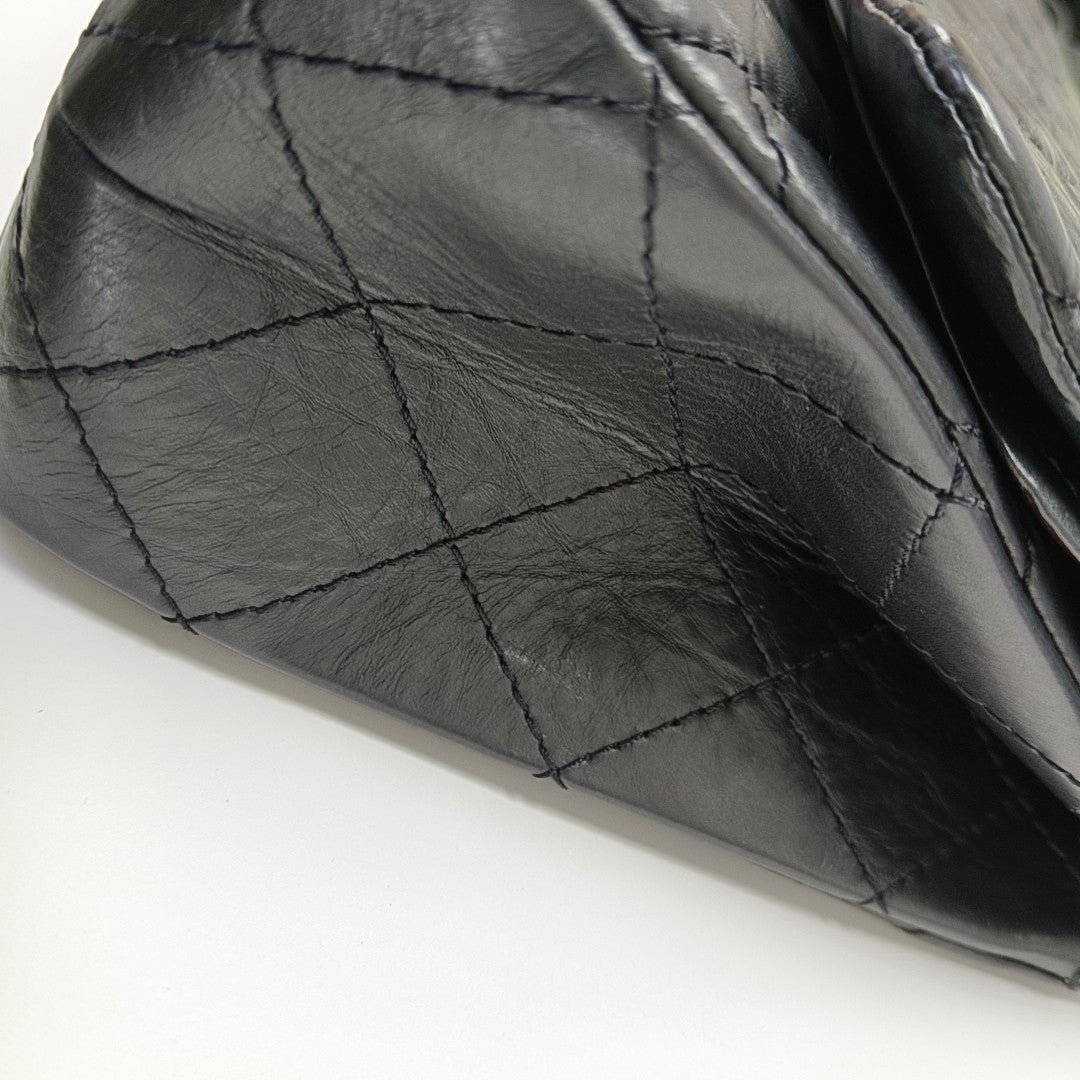 2.55 Maxi Quilted Waxed Cafskin Black