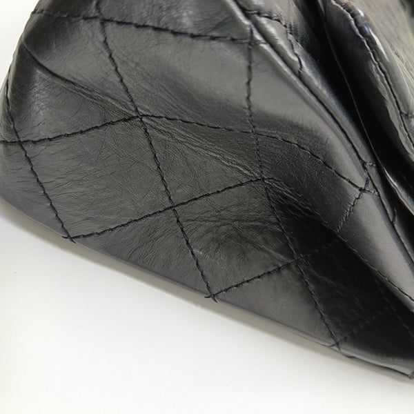 2.55 Maxi Quilted Waxed Cafskin Black