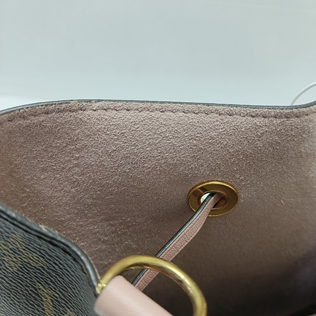 NÉONOÉ MM Monogram Coated Canvas Brown