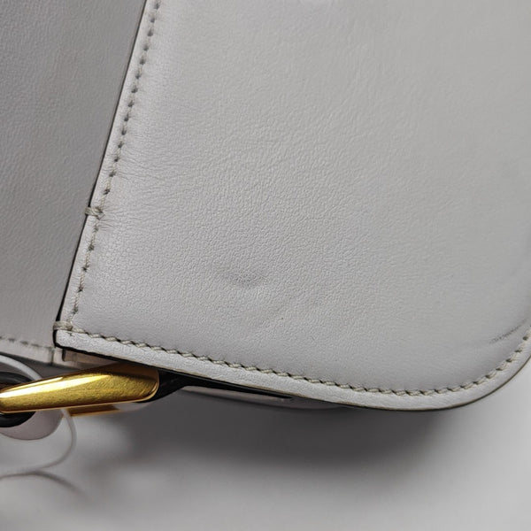 Supervee Small Calfskin White