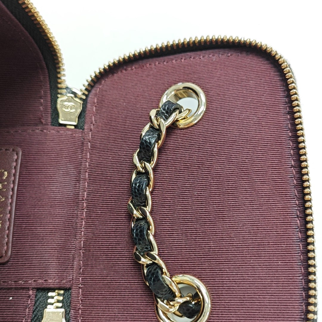 VANITY CASE Mini Quilted Grained Calfskin Black