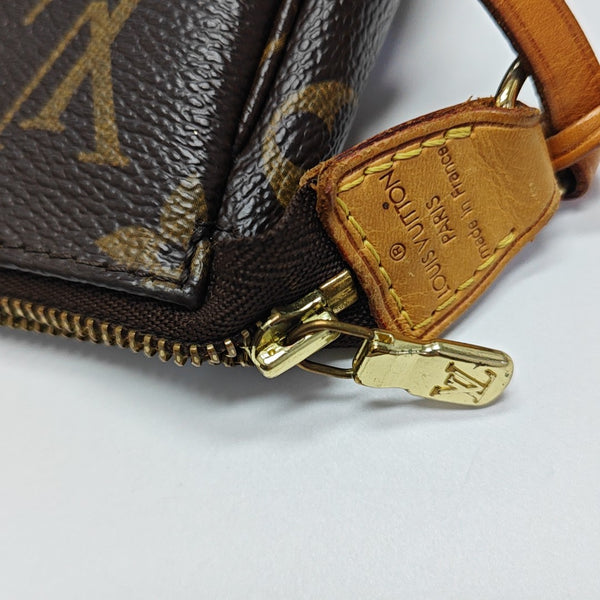 ACCESSOIRES Monogram Coated Canvas Brown