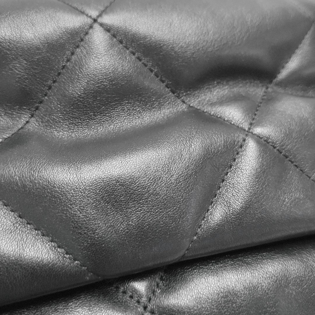 CHANEL 19 Medium Quilted Lambskin Black