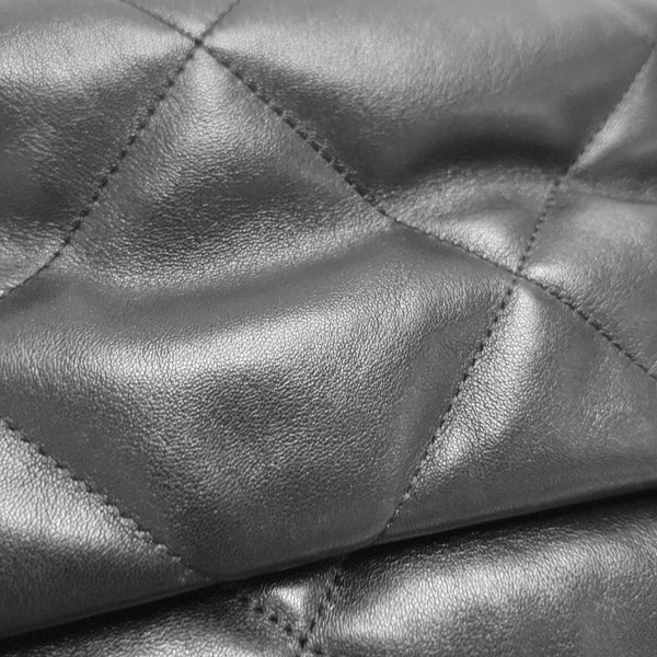 CHANEL 19 Medium Quilted Lambskin Black