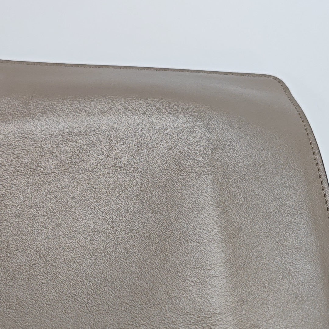 Faye Medium Calfskin Gray