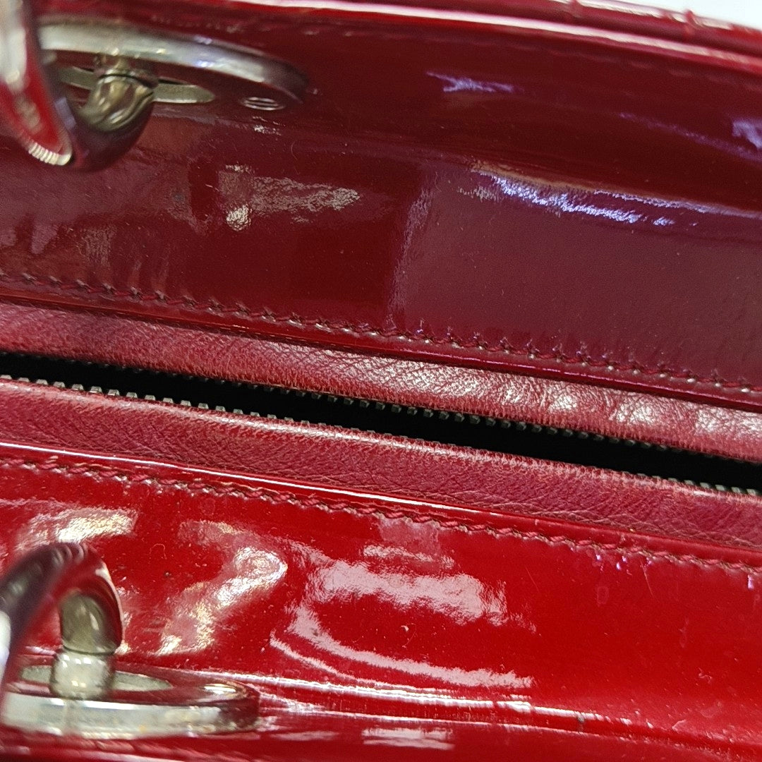 Authenticated pre-owned  Lady Dior Large Cannage Patent Leather Red - Tote Bag at Looply