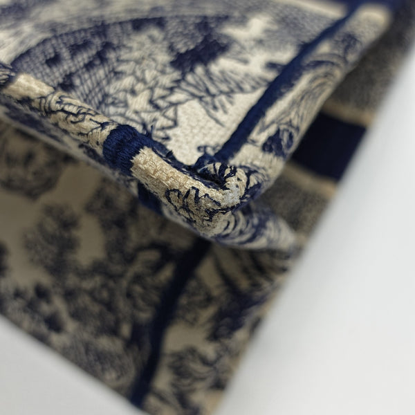 Book Tote Medium Canvas Blue