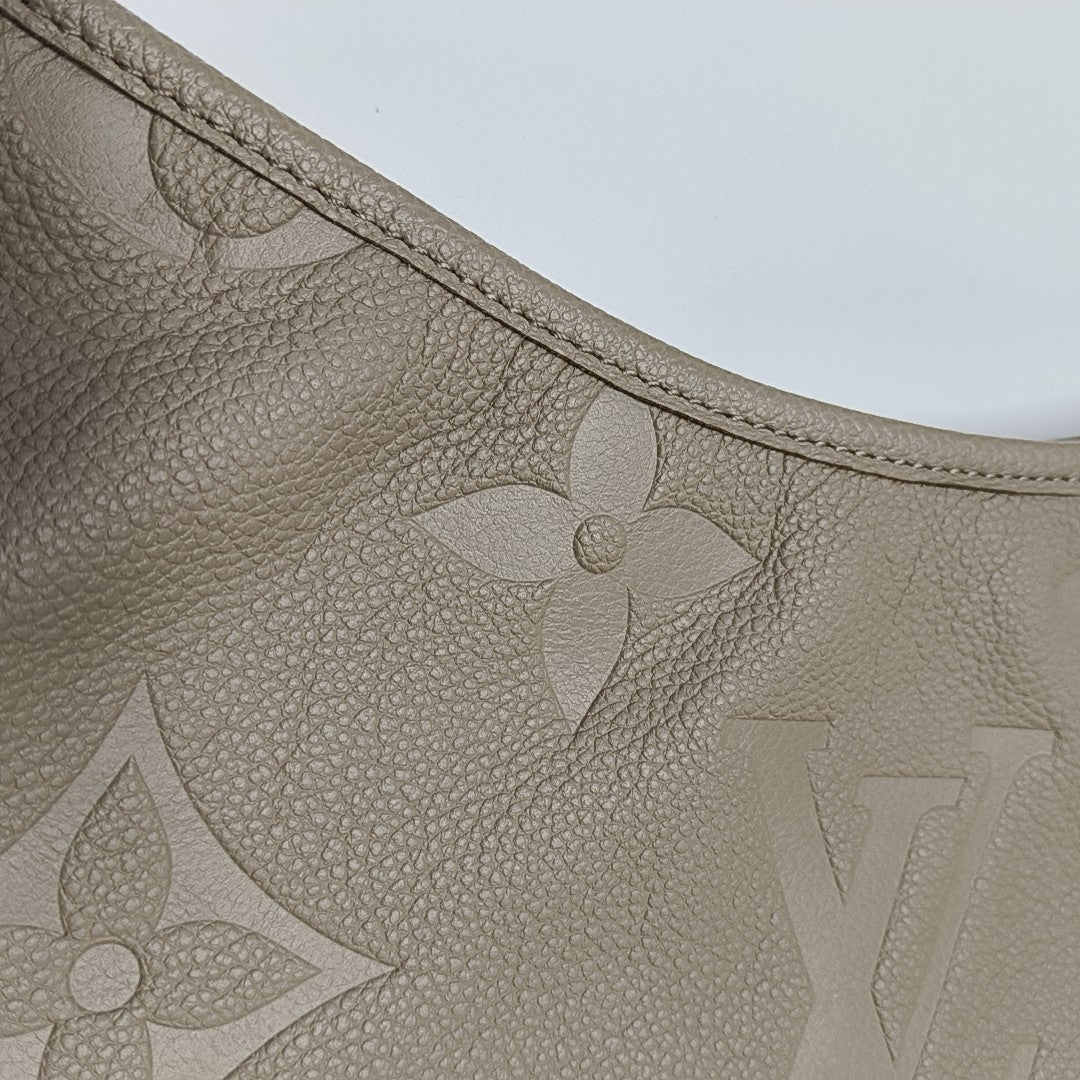 CARRYALL MM Monogram Calfskin Gray