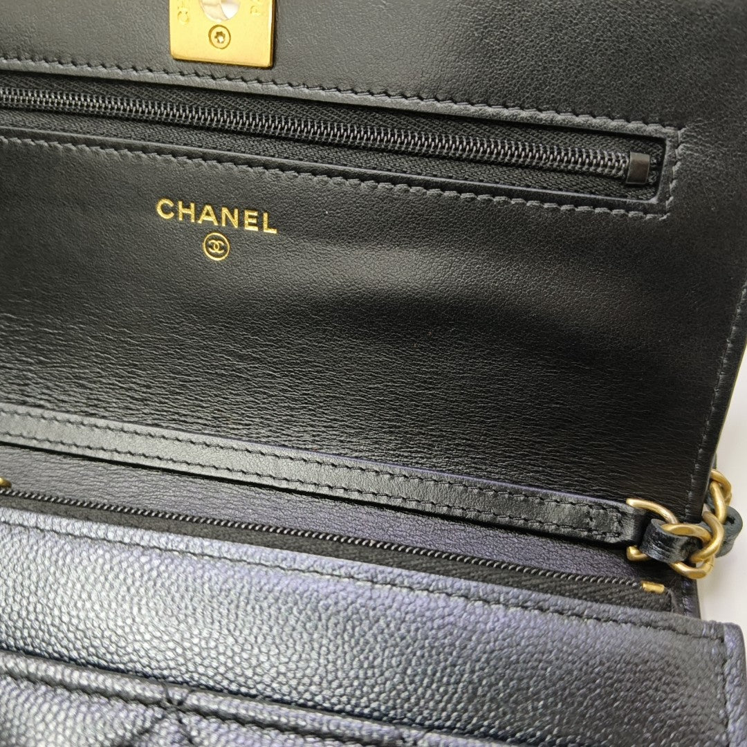 Quilted Grained Calfskin Shoulder Bag Black