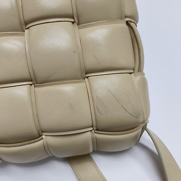 Cassette Medium Lambskin Beige