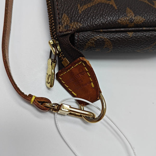 ACCESSOIRES Monogram Coated Canvas Brown