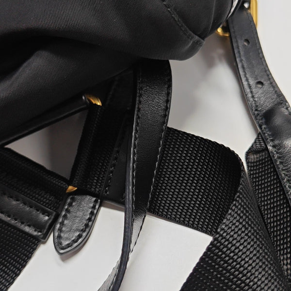 Vela Small Nylon Black