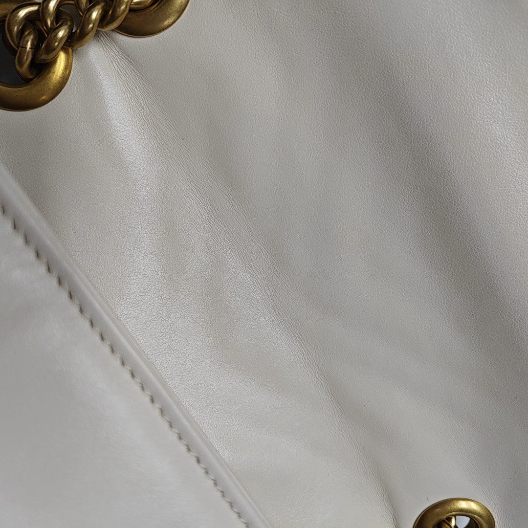 GG Marmont Medium Quilted Calfskin White