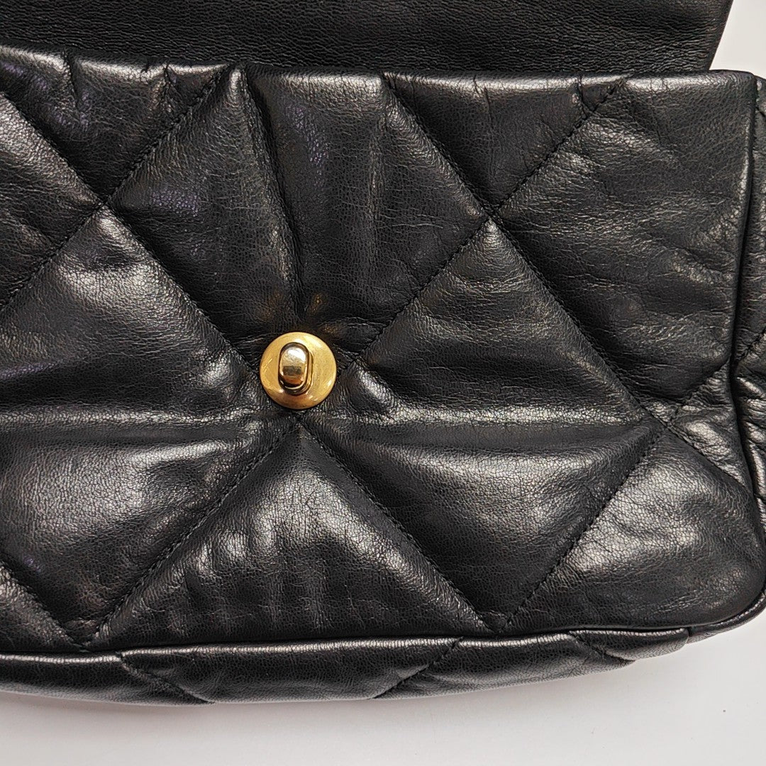 CHANEL 19 Small Quilted Lambskin Black