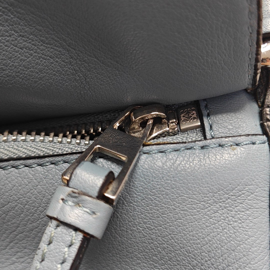 Puzzle Medium Calfskin Blue