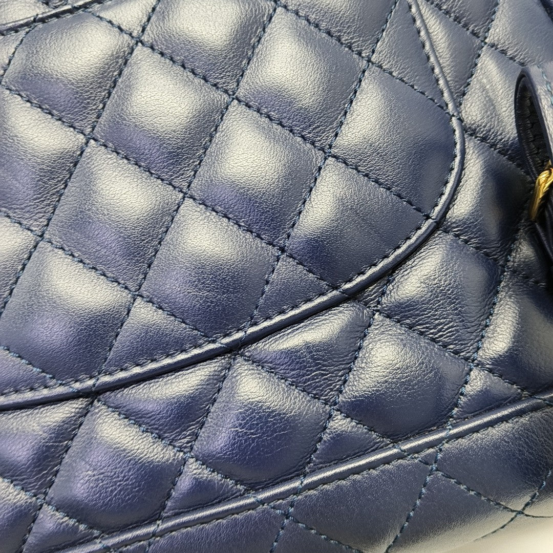 URBAN SPIRIT Large Quilted Lambskin Blue
