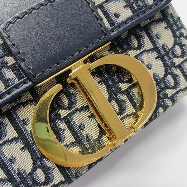 30 Montaigne Mini Oblique Canvas Blue