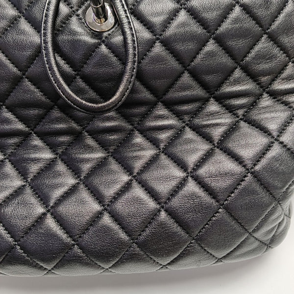 URBAN SPIRIT Quilted Lambskin Black