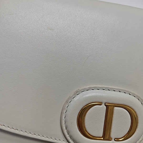 Bobby Medium Calfskin White