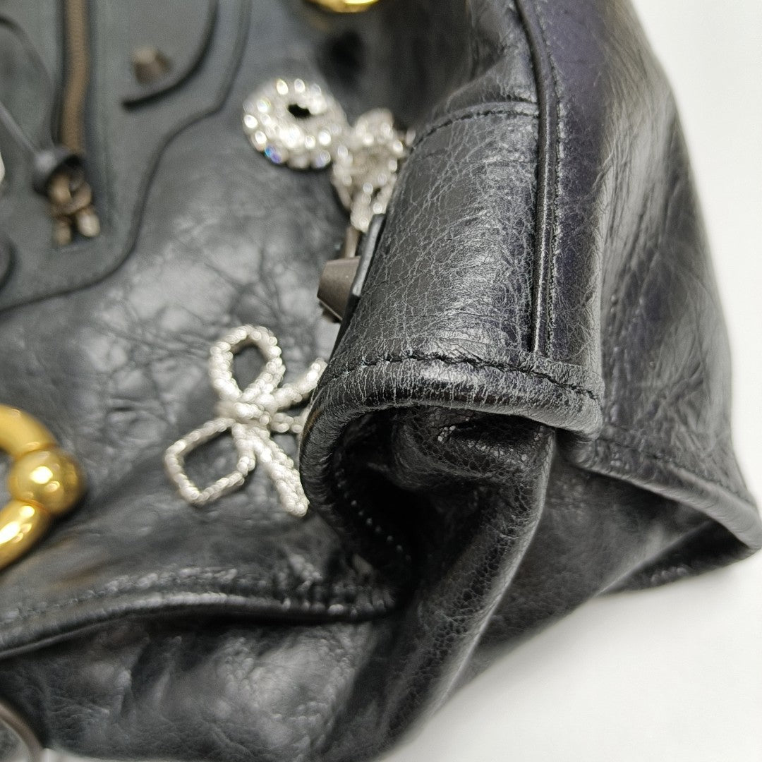 Neo Cagole City Medium Lambskin Black