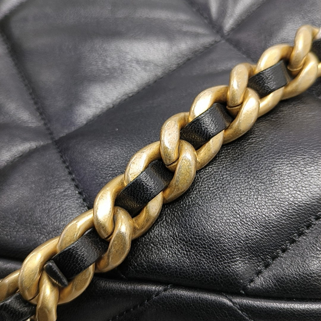 CHANEL 19 Large Quilted Lambskin Black