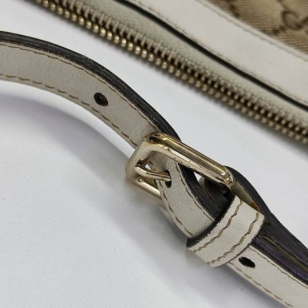 Abbey Monogram Canvas Brown