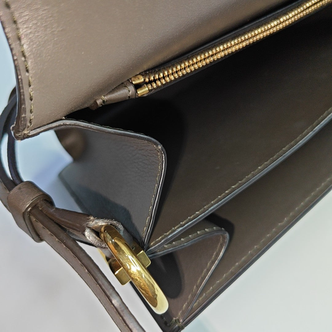Gancini Calfskin Gray