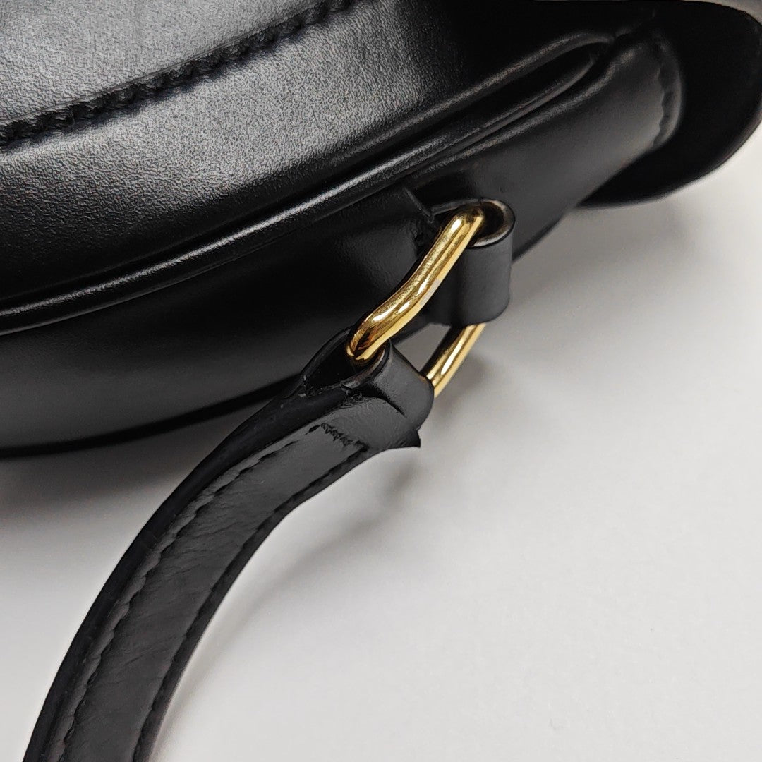 16 Small Calfskin Black