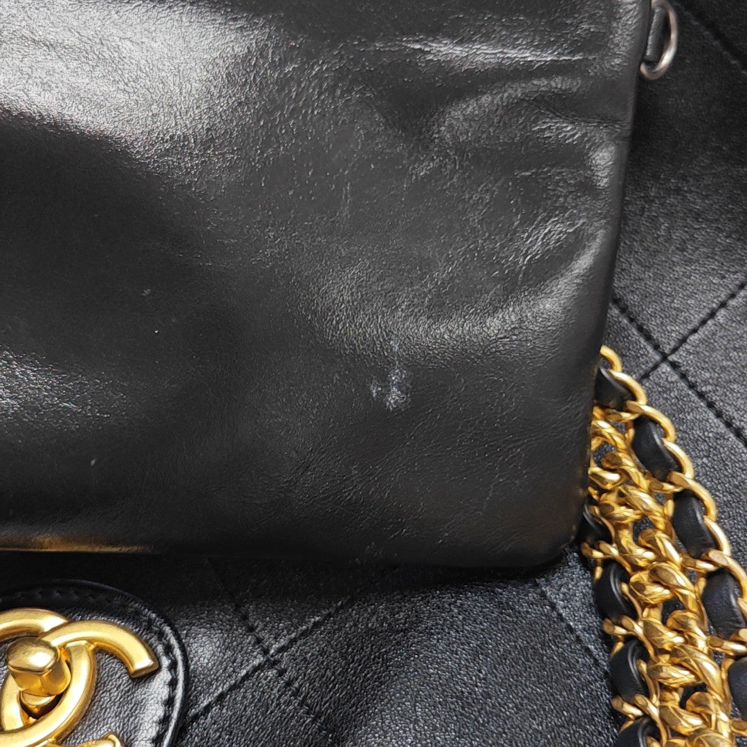 Quilted Lambskin Shoulder Bag Black