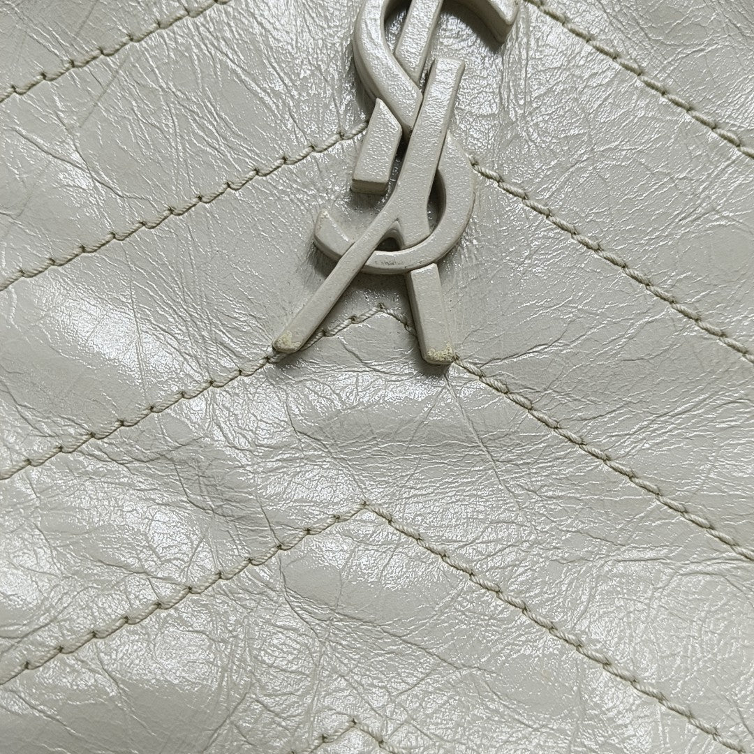 NIKI Medium Chevron Calfskin Beige