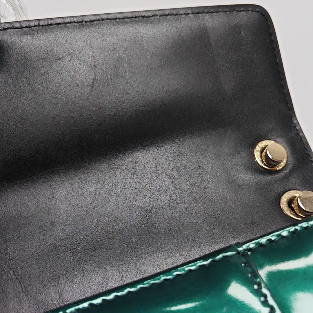 SERPENTI FOREVER Medium Quilted Patent Leather Green