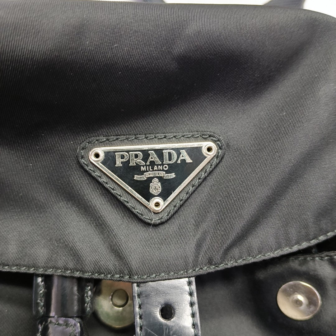 Vela Small Nylon Black