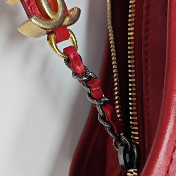 GABRIELLE Medium Quilted Calfskin Red