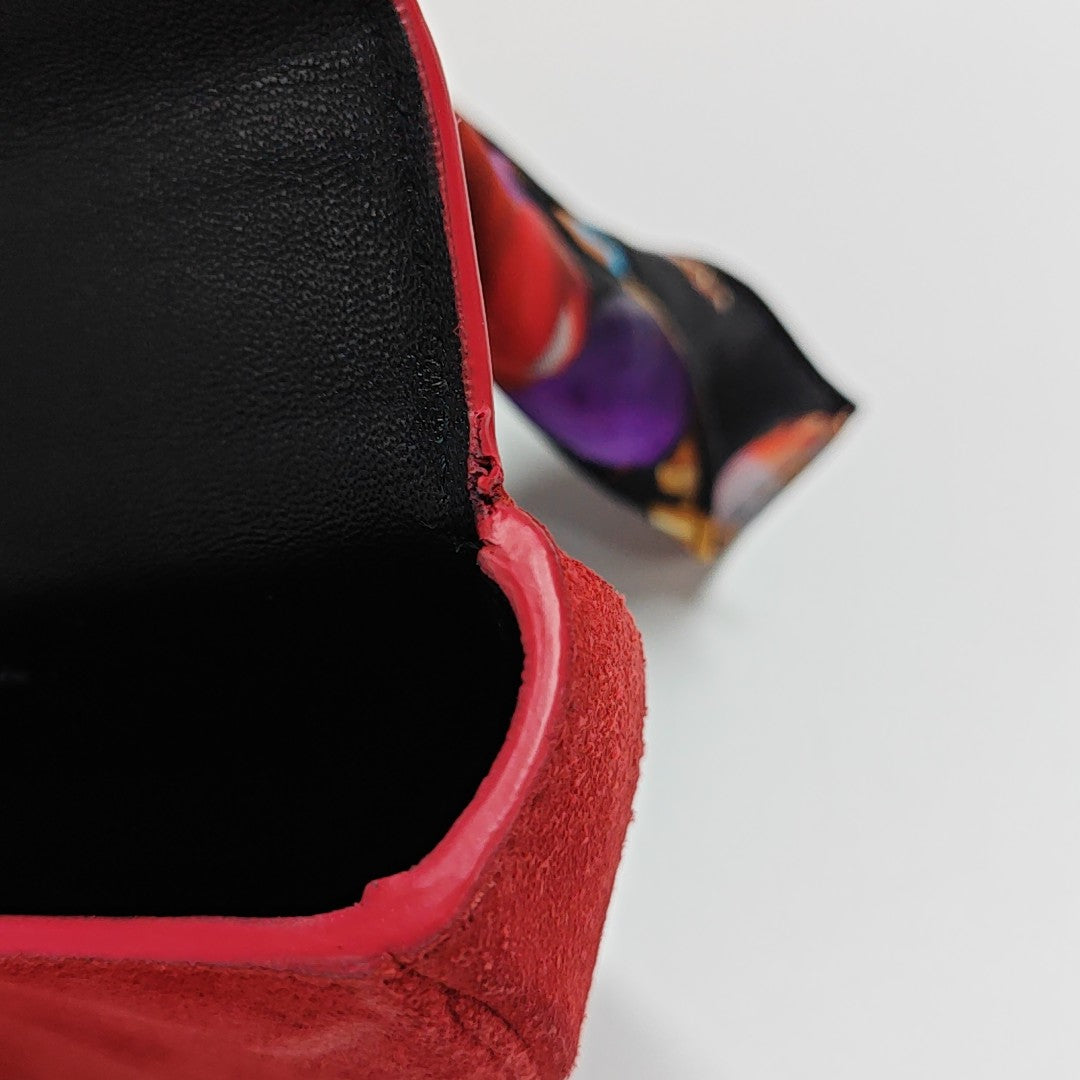 Opera Suede Red