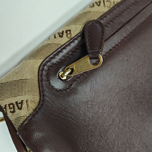 Souvenirs Canvas Brown