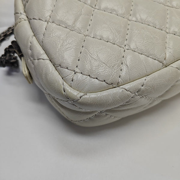 2.55 224 Quilted Calfskin White