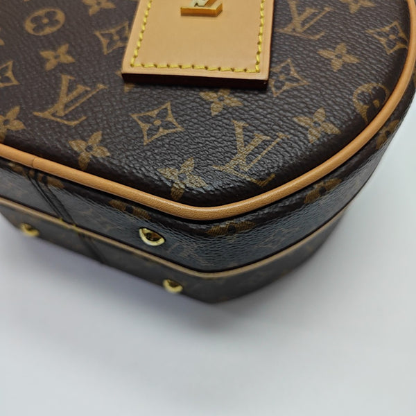 BOITE CHAPEAU PM Monogram Coated Canvas Brown