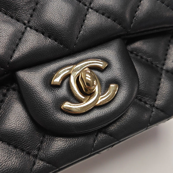CLASSIC FLAP Mini Quilted Lambskin Black