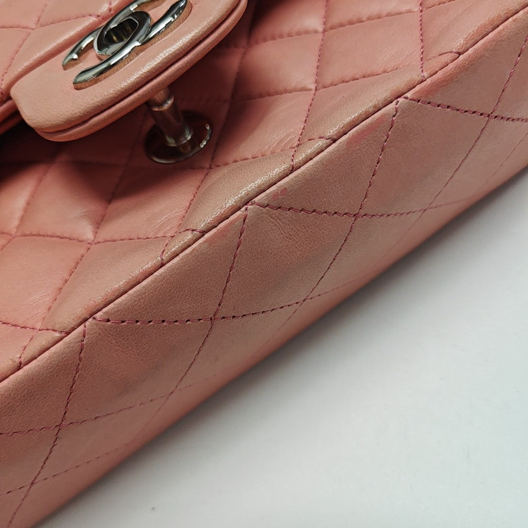 CLASSIC FLAP Small Quilted Lambskin Pink