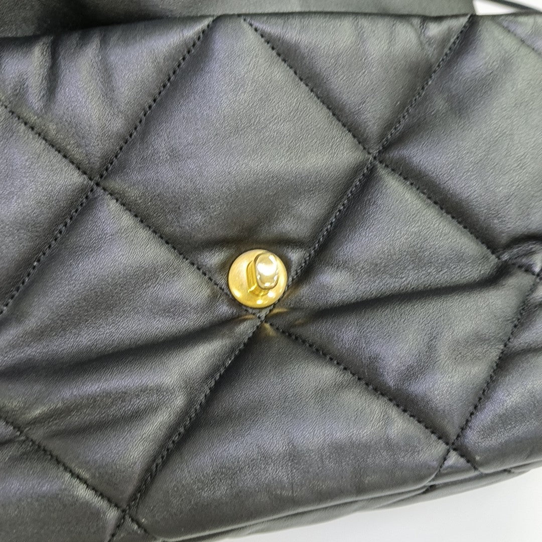CHANEL 19 Large Quilted Lambskin Black