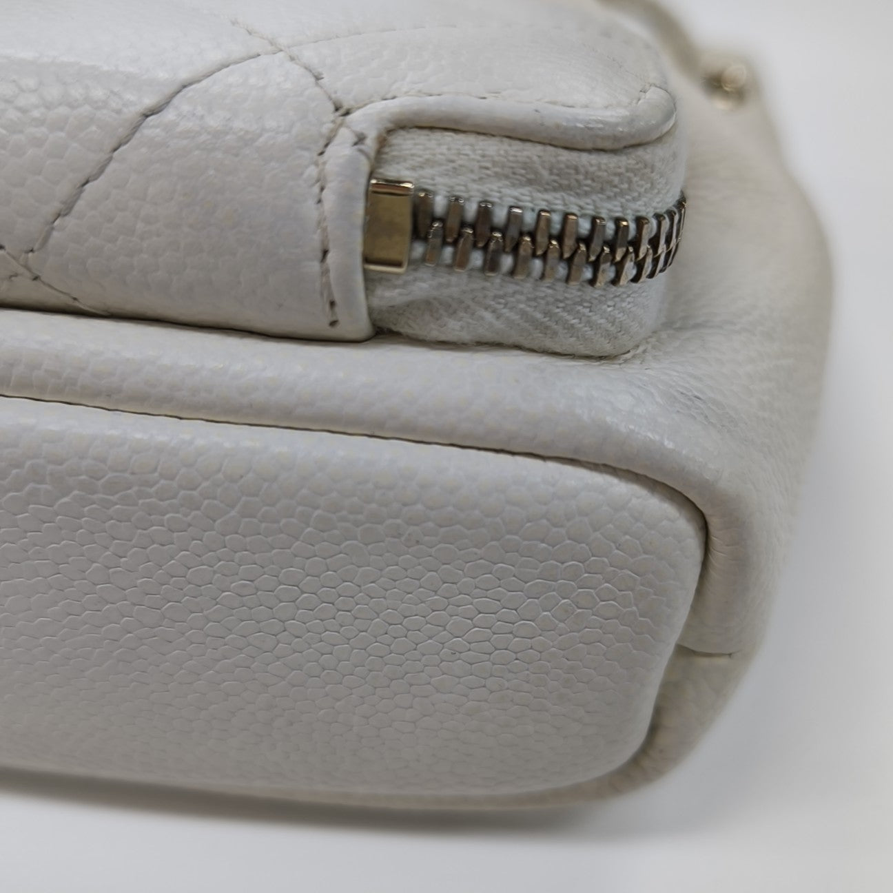 Quilted Grained Calfskin Bucket Bag Mini White