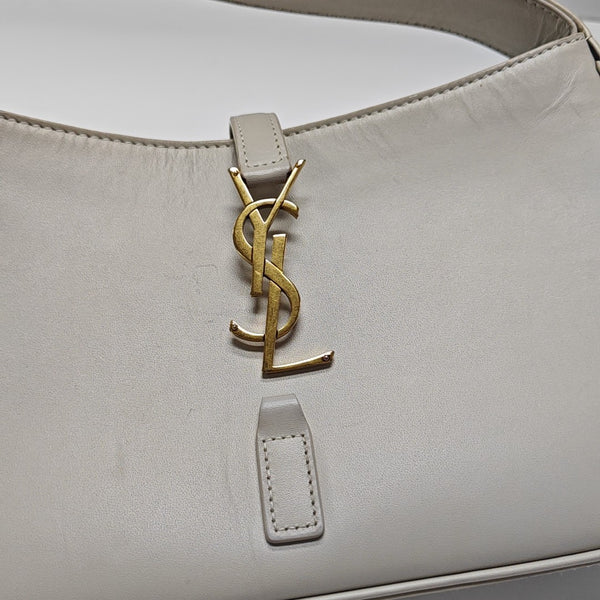 LE 5 À 7 Small Calfskin White