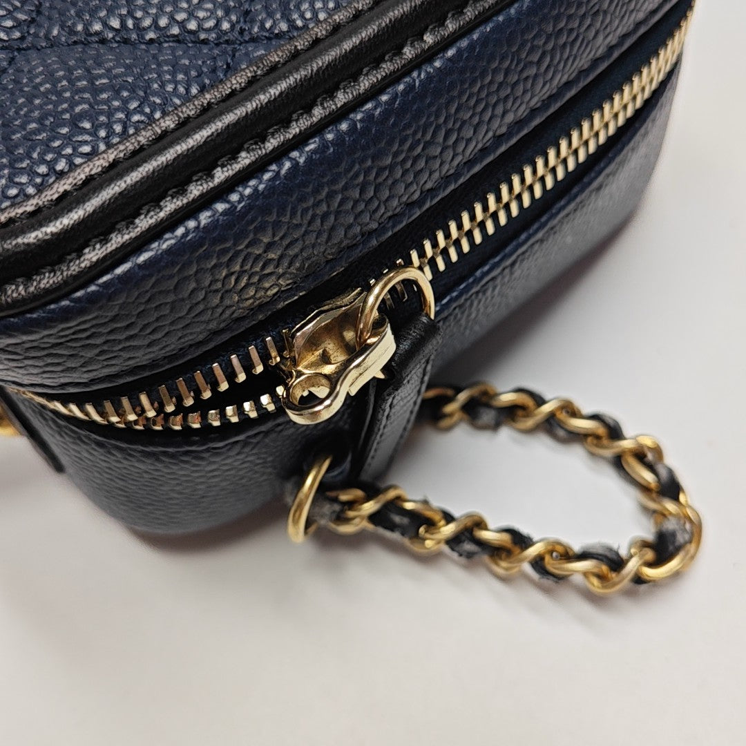 FILIGREE Small Quilted Grained Calfskin Blue