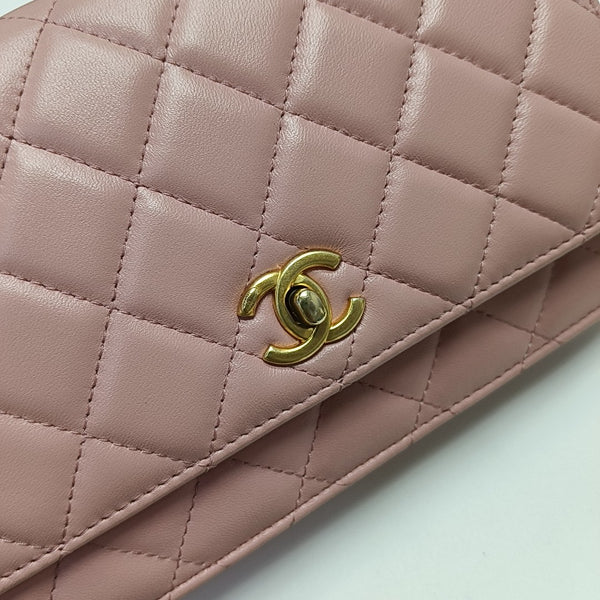 TRENDY CC Quilted Lambskin Pink