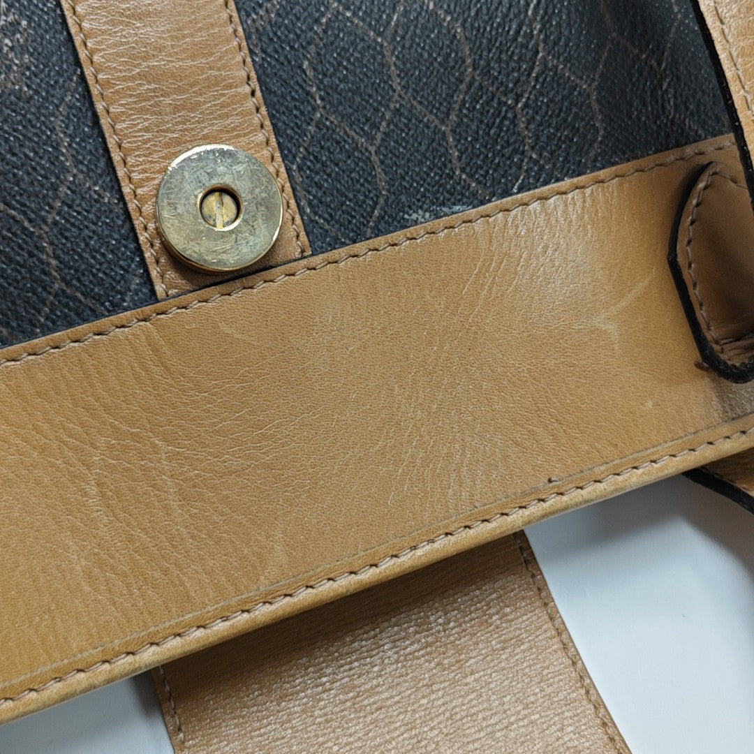 Oblique Coated Canvas Black