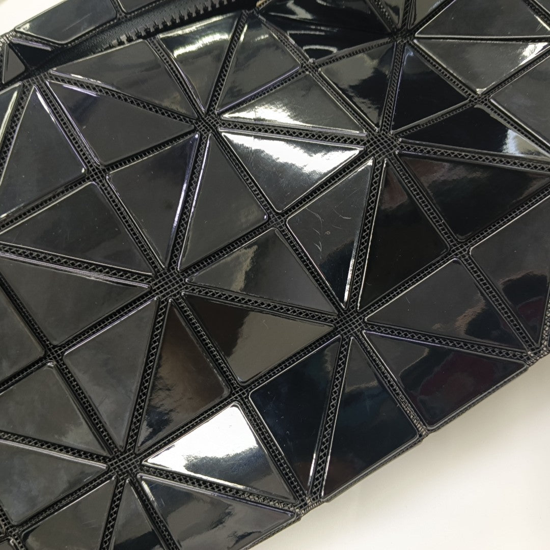 Special Material Shoulder Bag Black